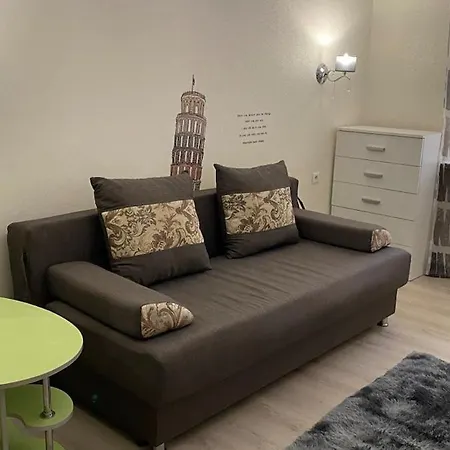 New With Balcony Close To «arcadia» *