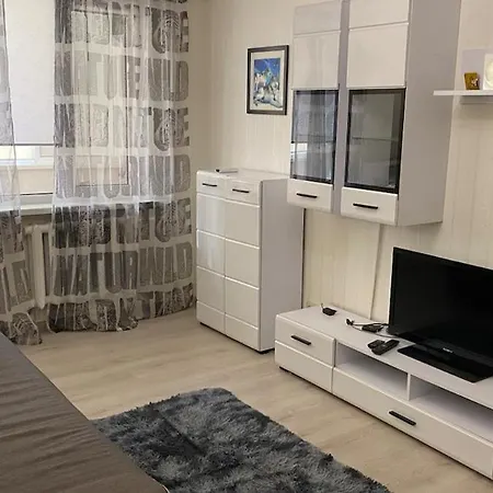 Apartment New With Balcony Close To «arcadia» *